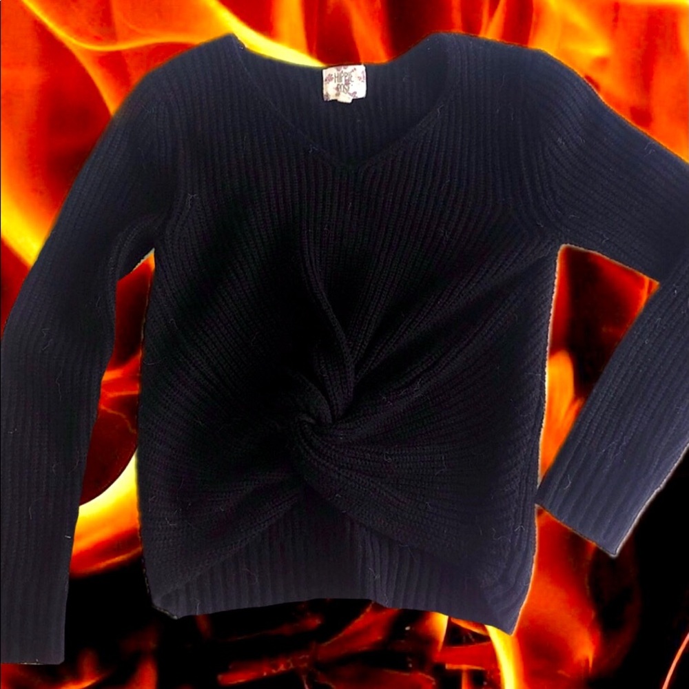 PREPPY KNOT KNIT SWEATER